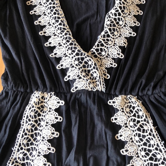 Lace Romper - Picture 2 of 5